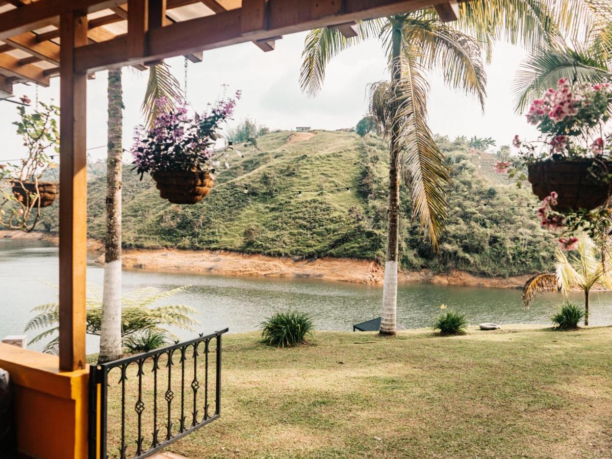 Volare Guatape Isla Hostel Luaran gambar